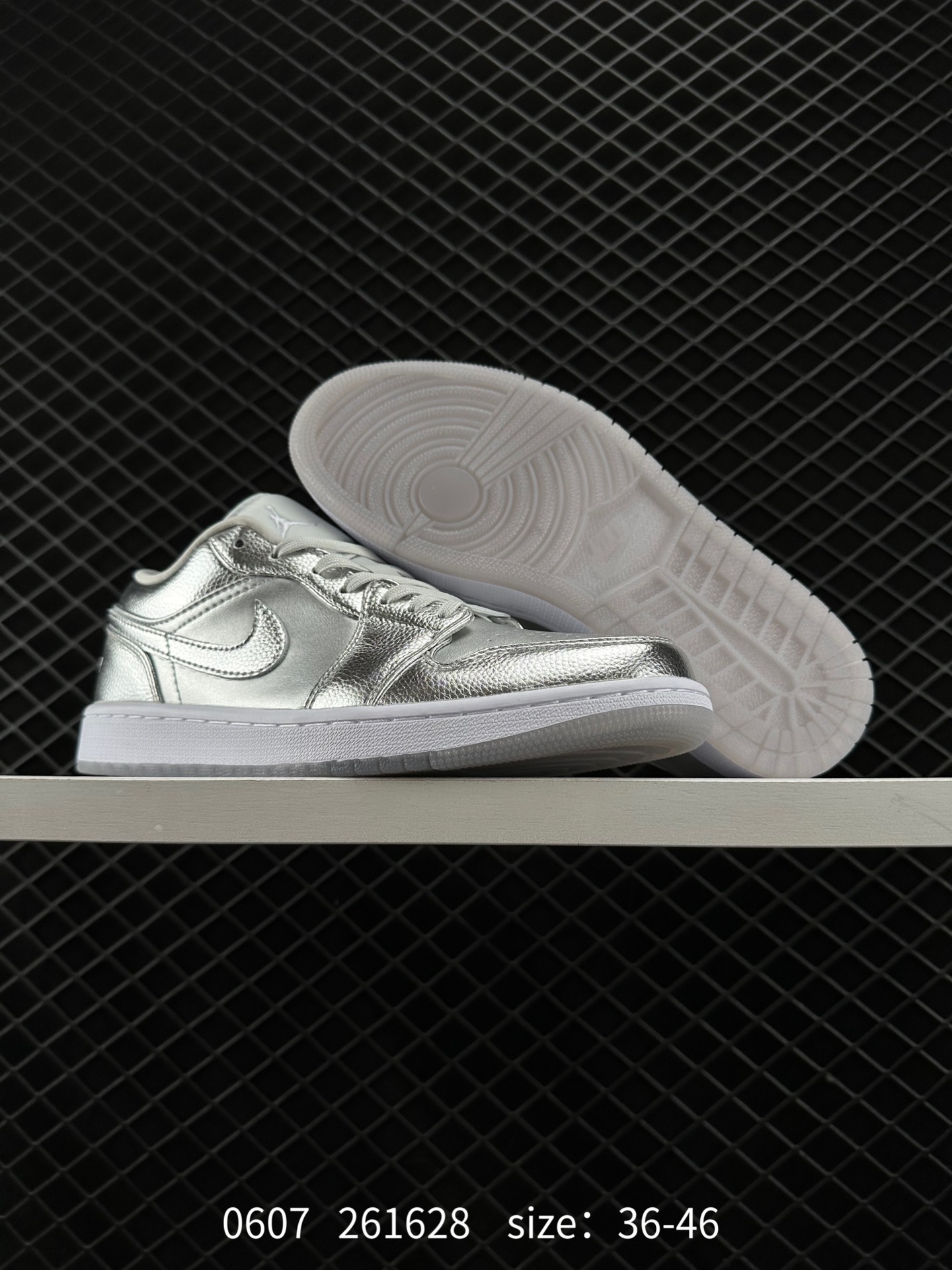 Nike Air Jordan 1 Low AJ1